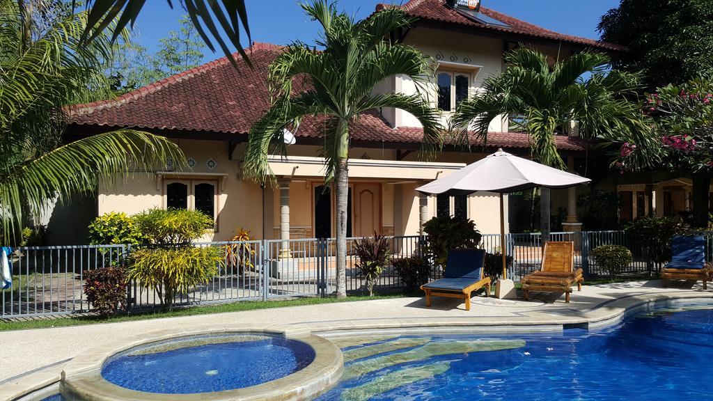 Sari Inn Kuta  Ngoại thất bức ảnh