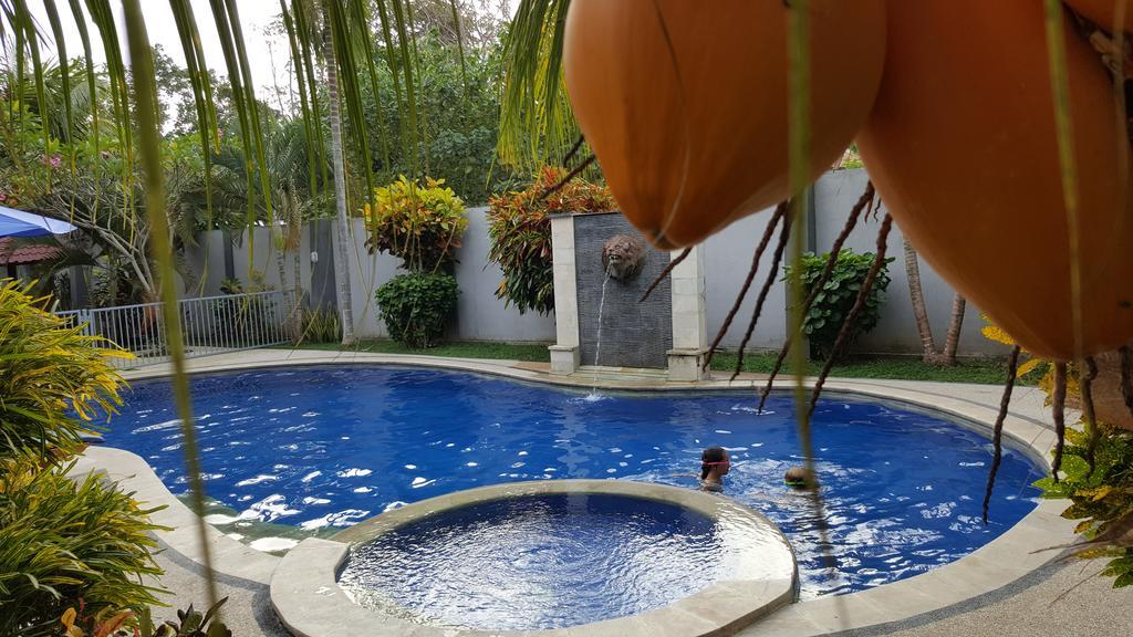 Sari Inn Kuta  Ngoại thất bức ảnh